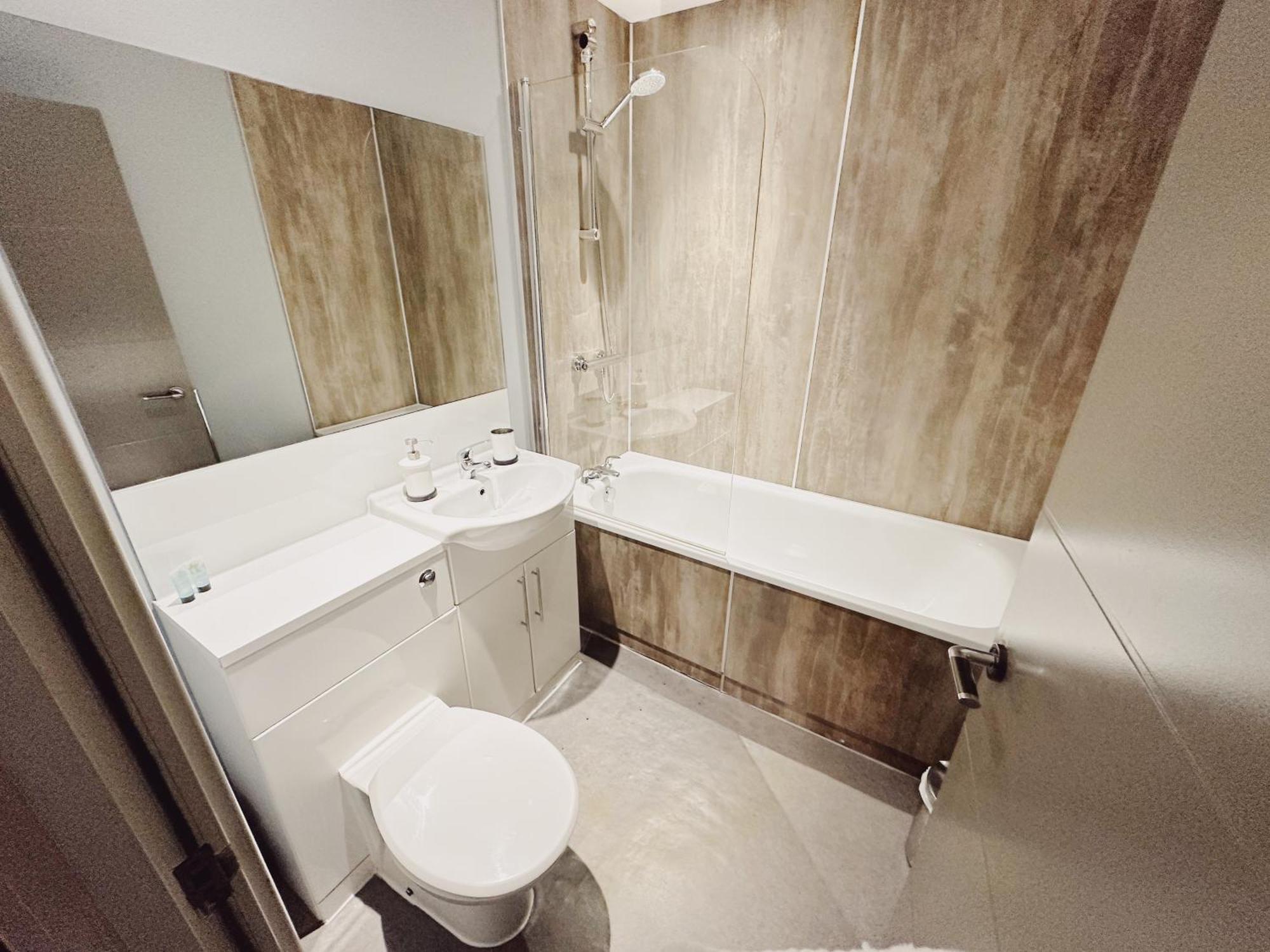 2 Bedroom Apartment In The Heart Of Newcastle - Spacious - Sleeps 7 Dış mekan fotoğraf